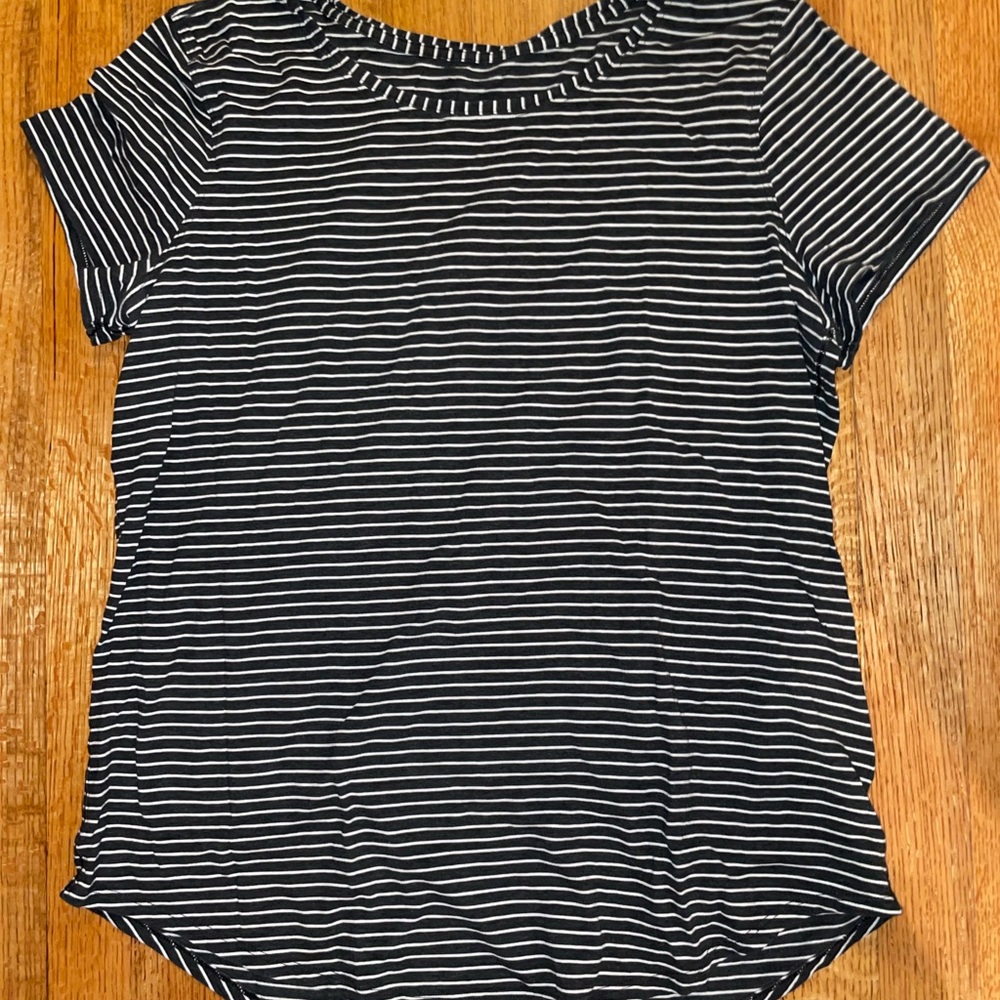 Lululemon love tee